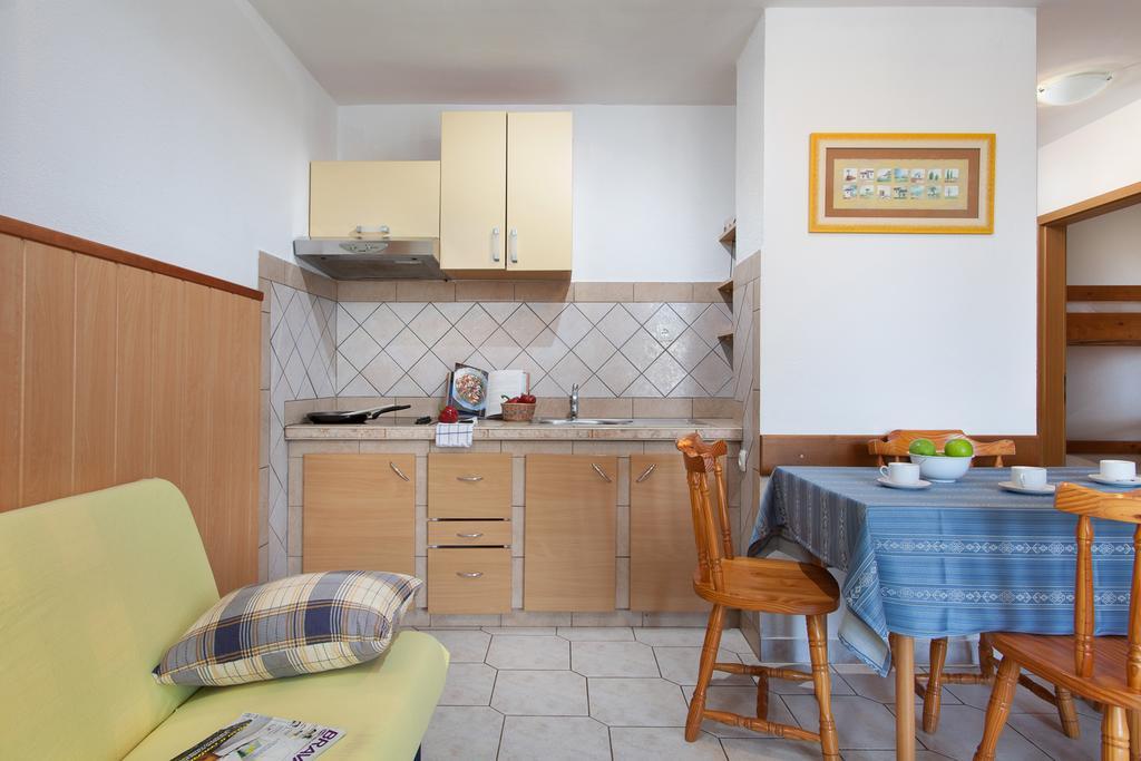 Daila Apartments Novigrad Istria Værelse billede
