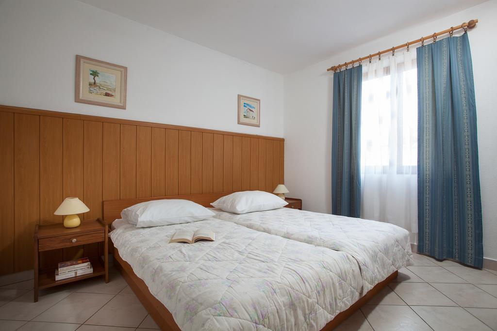 Daila Apartments Novigrad Istria Eksteriør billede